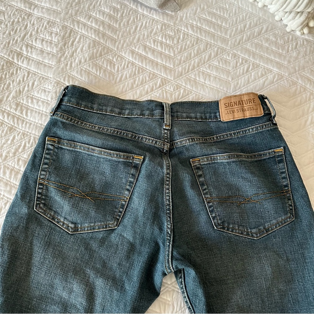 Signature Levi Strauss  Straight Jeans (W32”xL30.5”)